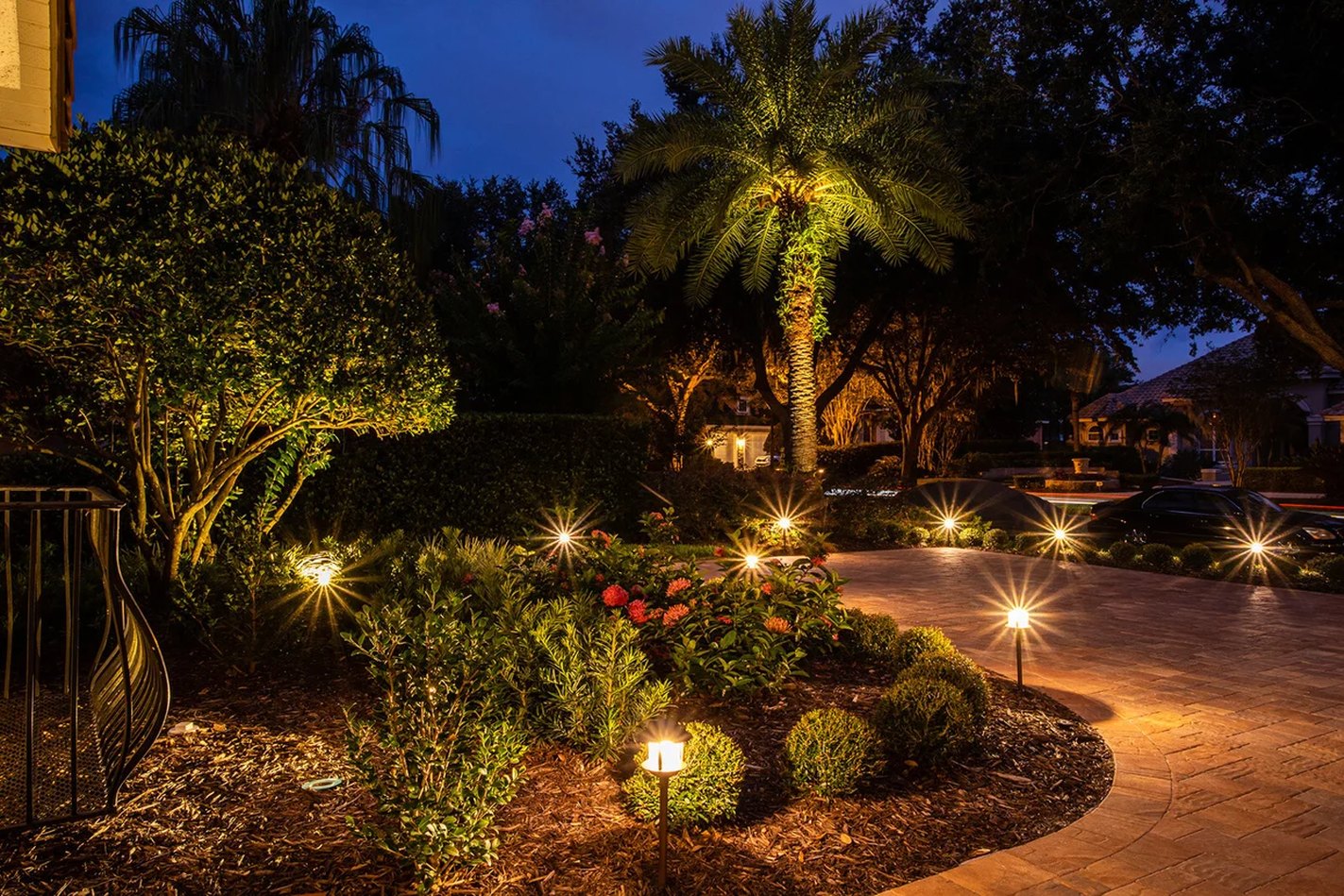 Uplighting, Downlighting & Grazing: A Guide to Lighting Techniques