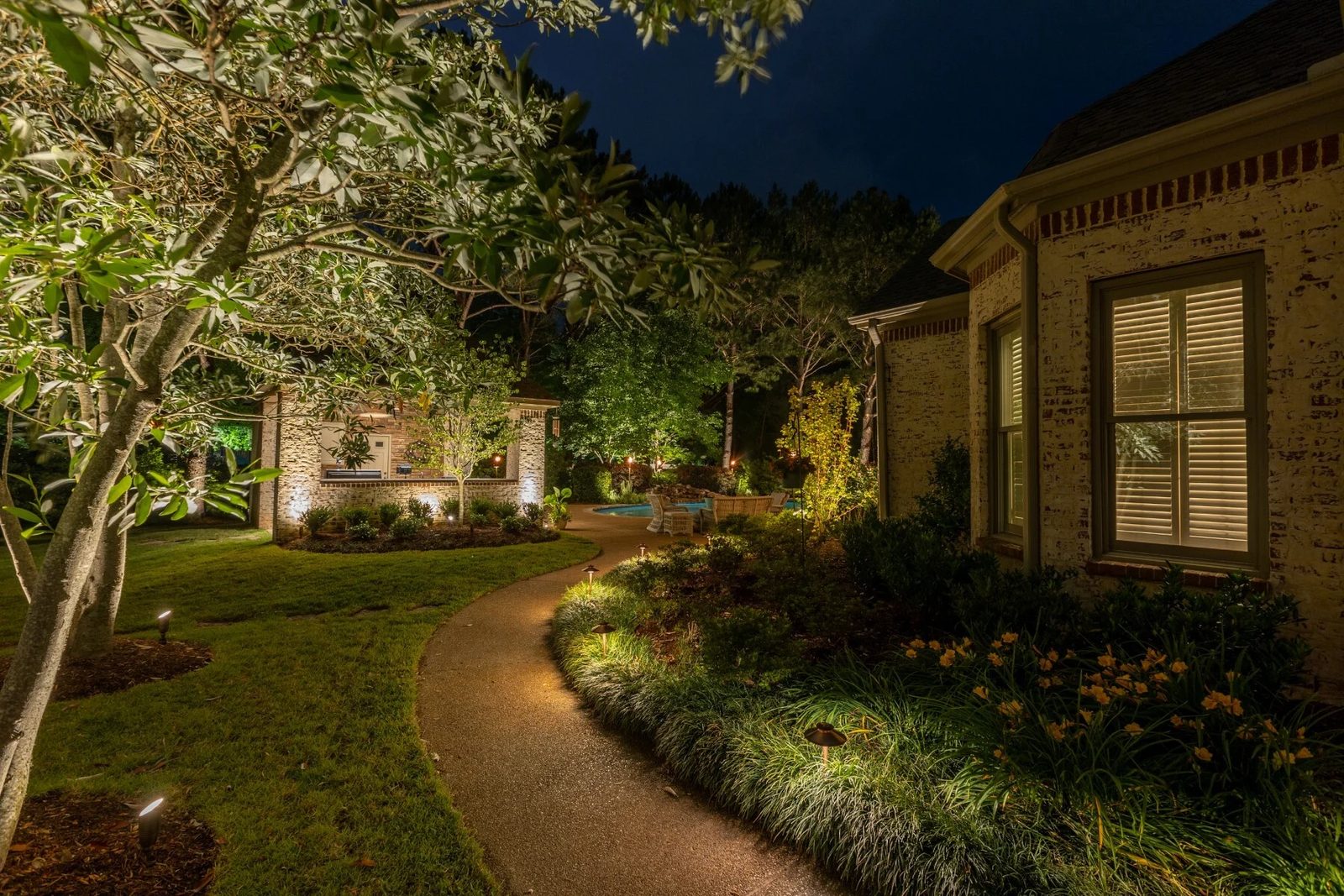 Path & Walkway Lighting — Path & Walkway Lighting project in Portland, OR